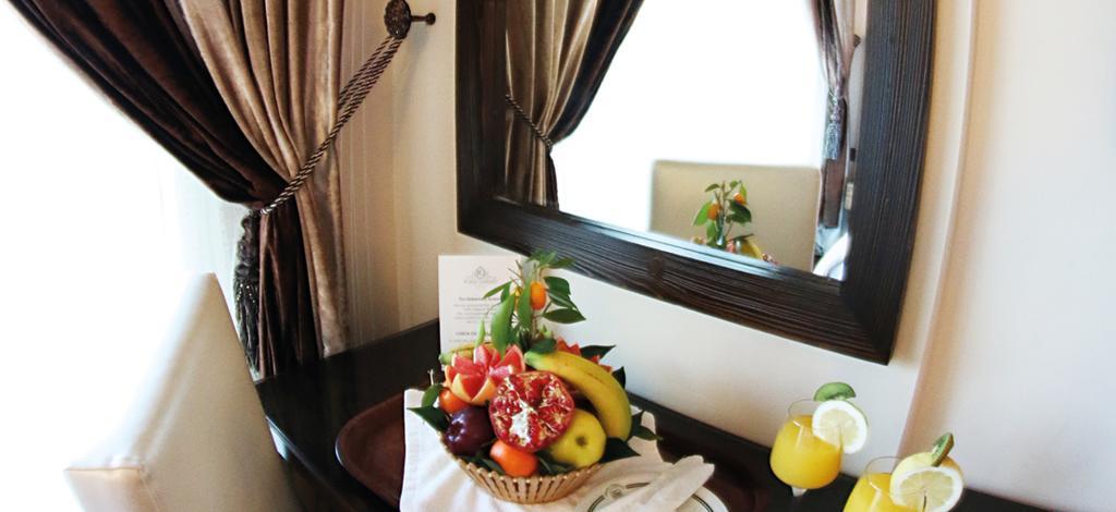 Royal Garden Hotel Beirut Bagian luar foto